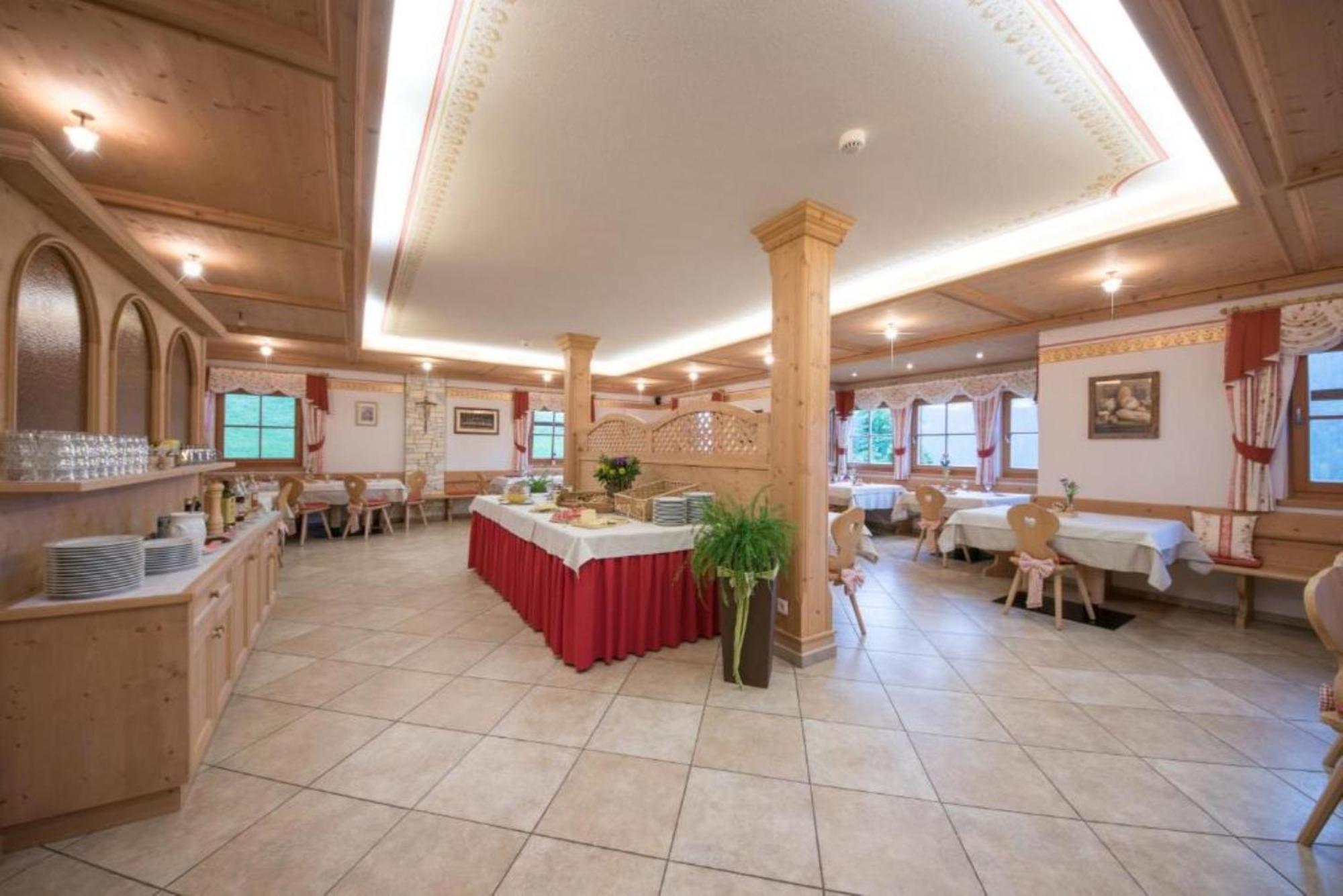 Hotel Pension Odles ซานมาร์ตีโน อิน บาร์เดีย ภายนอก รูปภาพ