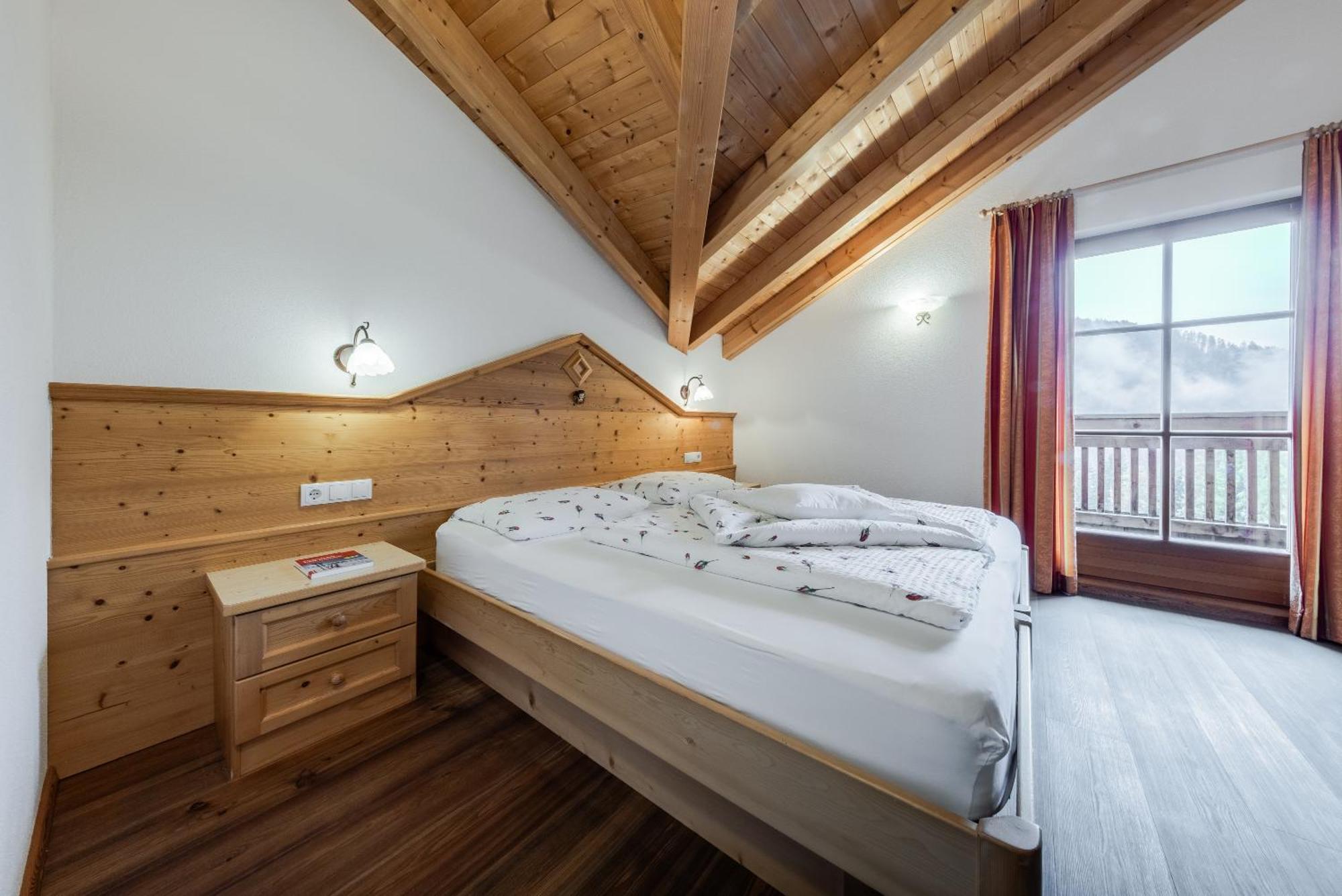 Hotel Pension Odles ซานมาร์ตีโน อิน บาร์เดีย ภายนอก รูปภาพ